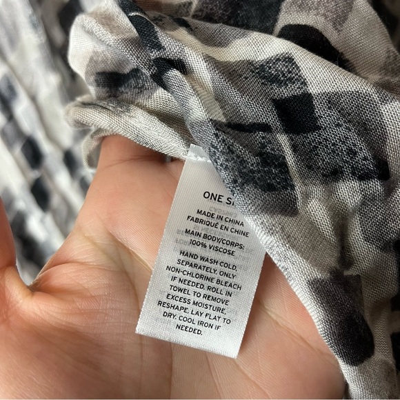 NORDSTROM Sunglow Dot Print Cover-Up Kimono One Size Gray New NWT Mosaic Print - Picture 5 of 5